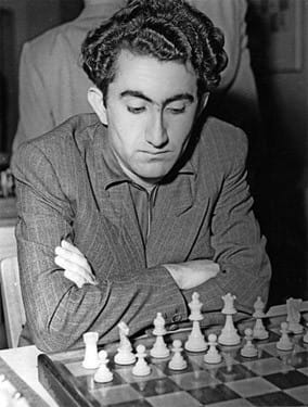 Foto del Gran Maestro y Campeón del Mundo de Ajedrez Tigran Petrosian.