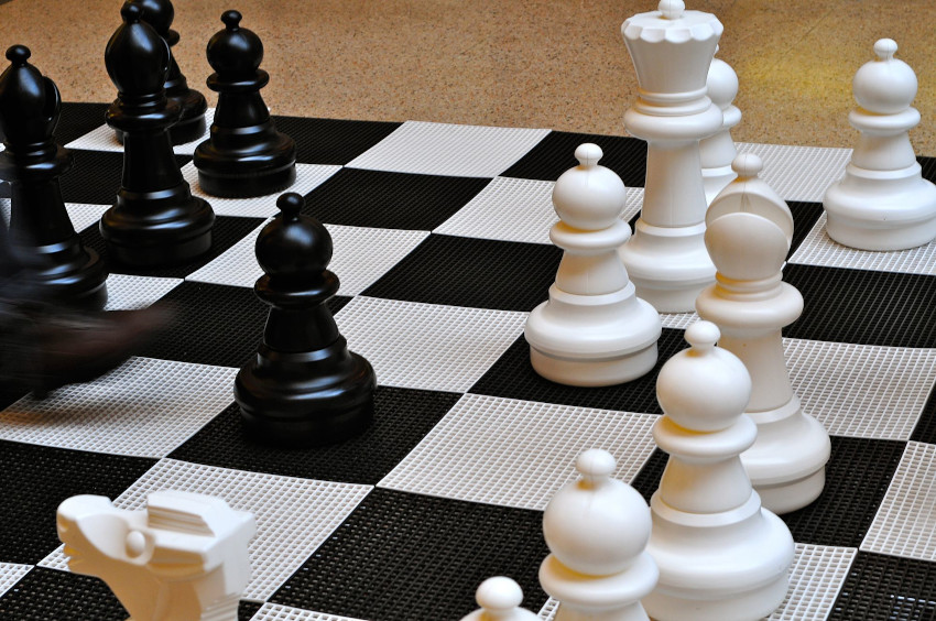 Foto de un juego de ajedrez